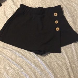 Cute black skort